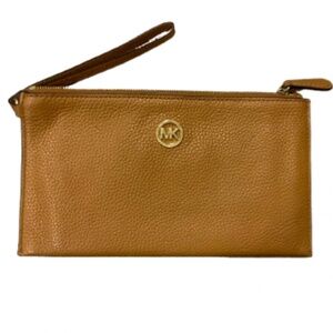 Micheal Kors Brown Luxe Pebbled Wristlet